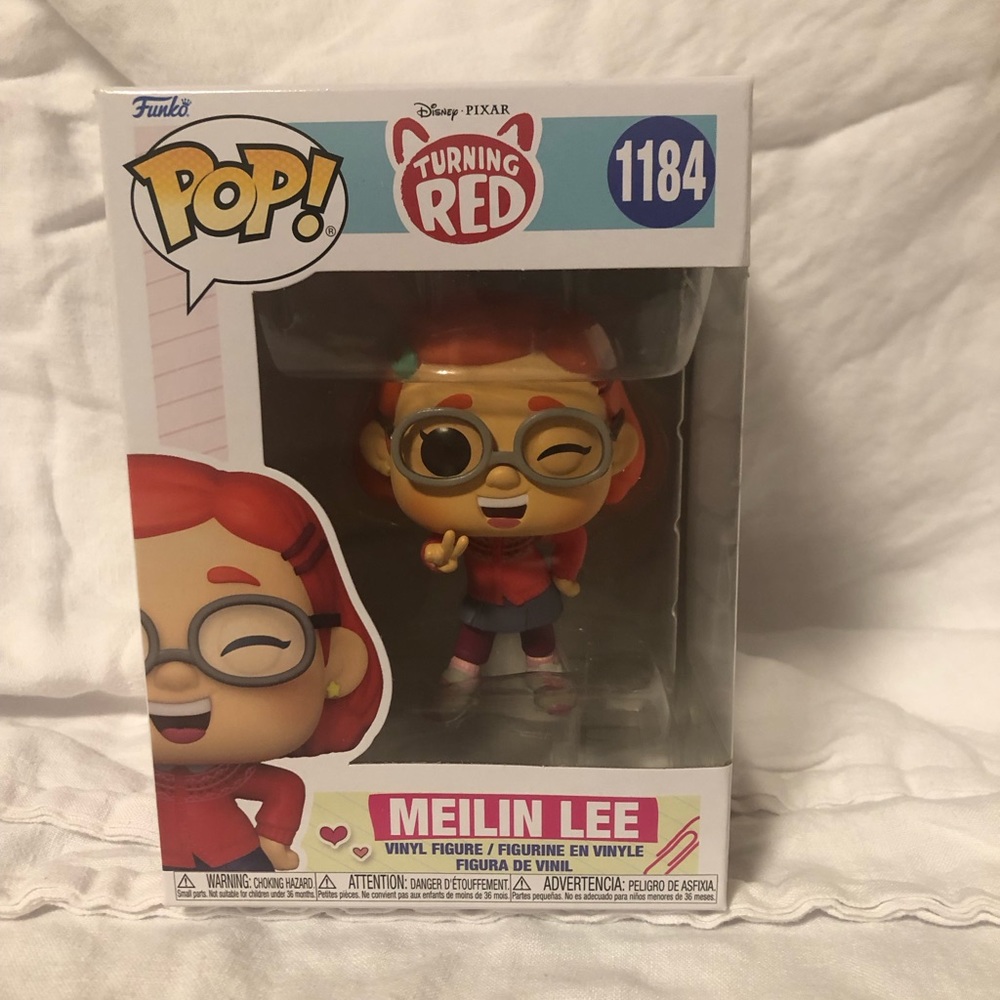 Funko pop of Lee from turning Red